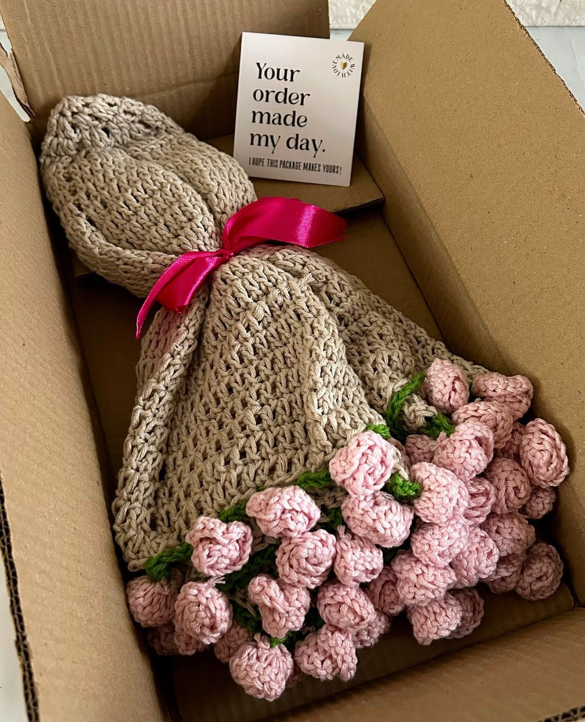 Light pink rose blanket